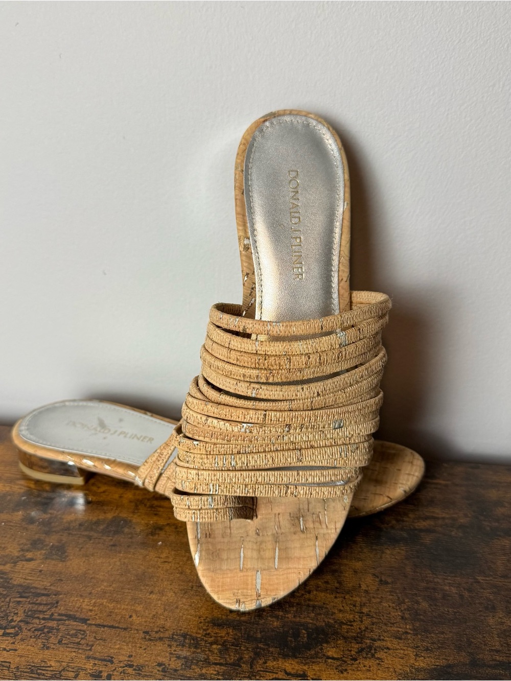 Donald J. Pliner Frea Distressed Metallic Cork Slip On Mule Sandals Size 6.5
